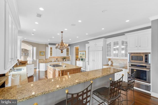 131 HARBOURTON WOODSVILLE RD, Lambertville, NJ 08530