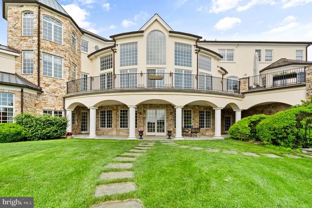 131 HARBOURTON WOODSVILLE RD, Lambertville, NJ 08530
