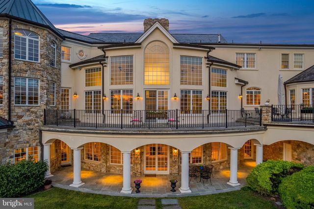 131 HARBOURTON WOODSVILLE RD, Lambertville, NJ 08530