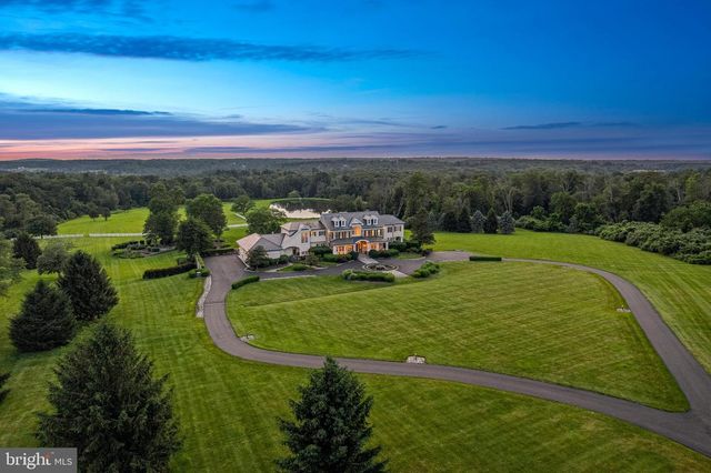 131 HARBOURTON WOODSVILLE RD, Lambertville, NJ 08530