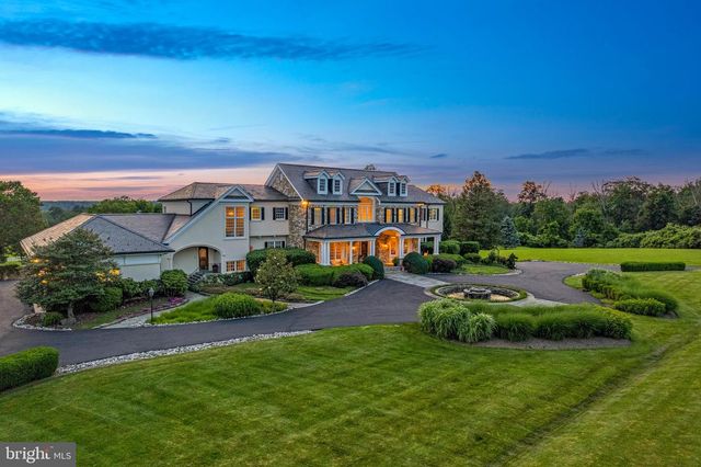 131 HARBOURTON WOODSVILLE RD, Lambertville, NJ 08530