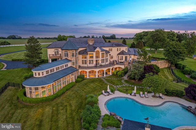 131 HARBOURTON WOODSVILLE RD, Lambertville, NJ 08530