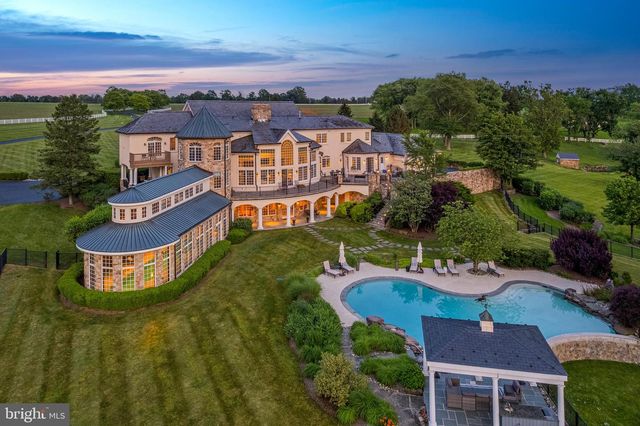 131 HARBOURTON WOODSVILLE RD, Lambertville, NJ 08530