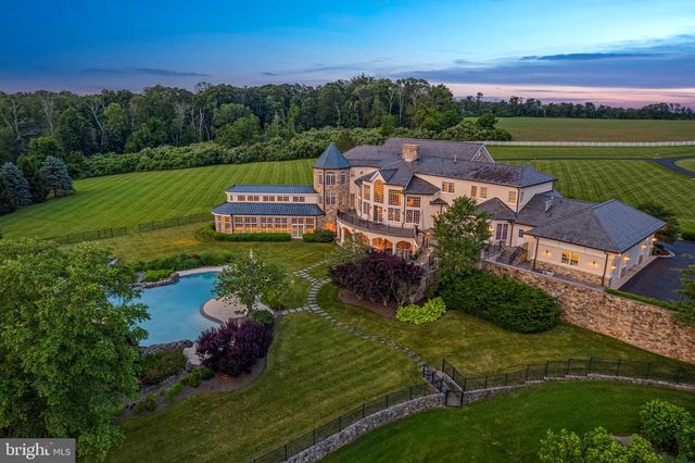 131 HARBOURTON WOODSVILLE RD, Lambertville, NJ 08530