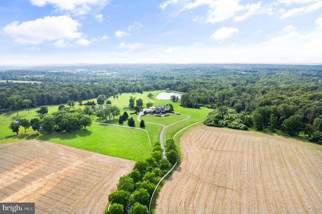 131 HARBOURTON WOODSVILLE RD, Lambertville, NJ 08530
