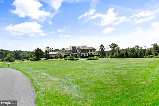 131 HARBOURTON WOODSVILLE RD, Lambertville, NJ 08530