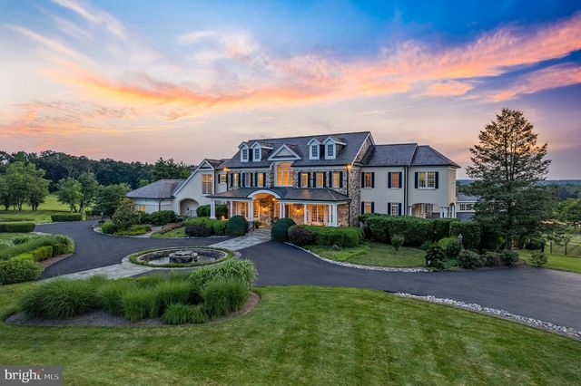 131 HARBOURTON WOODSVILLE RD, Lambertville, NJ 08530