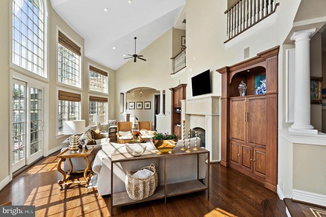131 HARBOURTON WOODSVILLE RD, Lambertville, NJ 08530