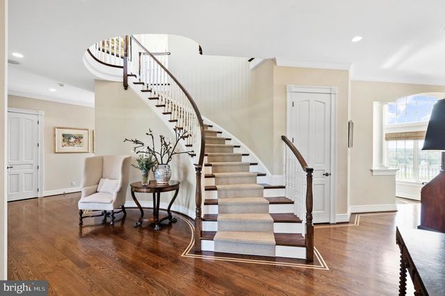131 HARBOURTON WOODSVILLE RD, Lambertville, NJ 08530