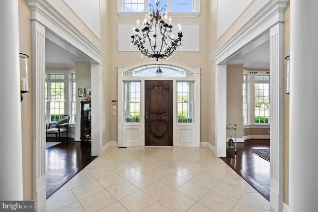 131 HARBOURTON WOODSVILLE RD, Lambertville, NJ 08530