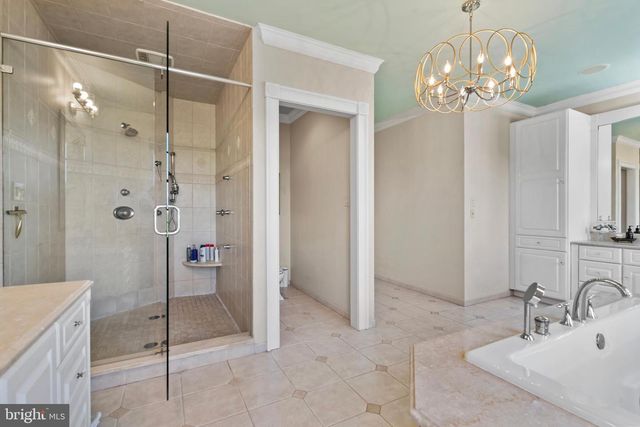 131 HARBOURTON WOODSVILLE RD, Lambertville, NJ 08530
