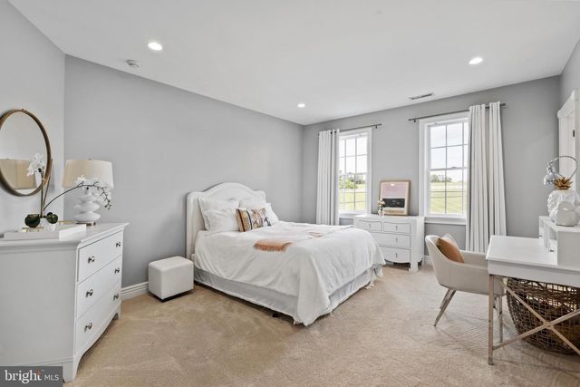 131 HARBOURTON WOODSVILLE RD, Lambertville, NJ 08530