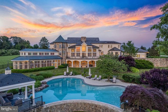 131 HARBOURTON WOODSVILLE RD, Lambertville, NJ 08530