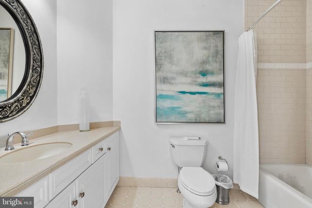 131 HARBOURTON WOODSVILLE RD, Lambertville, NJ 08530