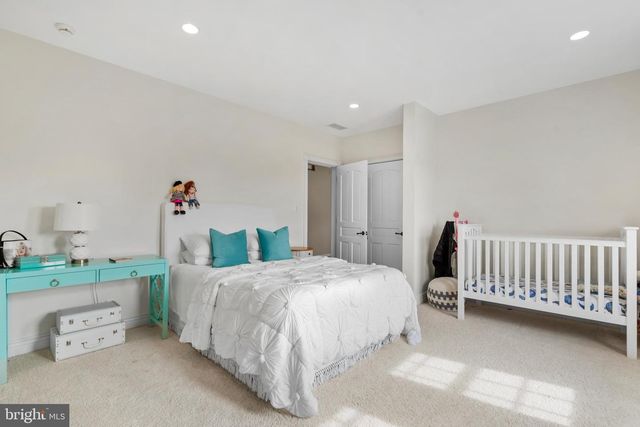 131 HARBOURTON WOODSVILLE RD, Lambertville, NJ 08530