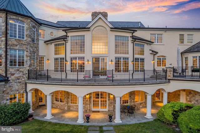 131 HARBOURTON WOODSVILLE RD, Lambertville, NJ 08530