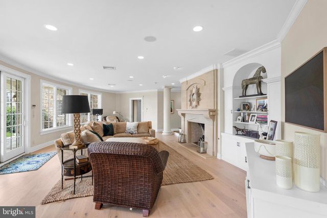 131 HARBOURTON WOODSVILLE RD, Lambertville, NJ 08530