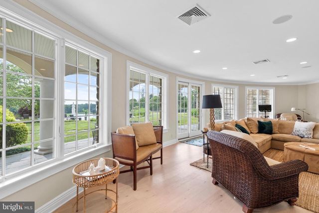131 HARBOURTON WOODSVILLE RD, Lambertville, NJ 08530
