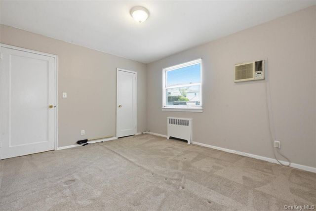82-75 Langdale Street 103A, New Hyde Park, NY 11040