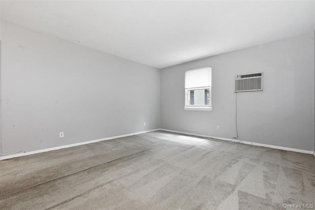 82-75 Langdale Street 103A, New Hyde Park, NY 11040
