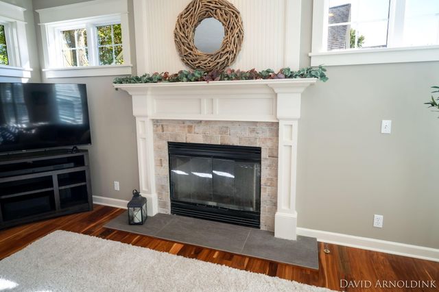 461 Island View Drive, Park Twp, MI 49424