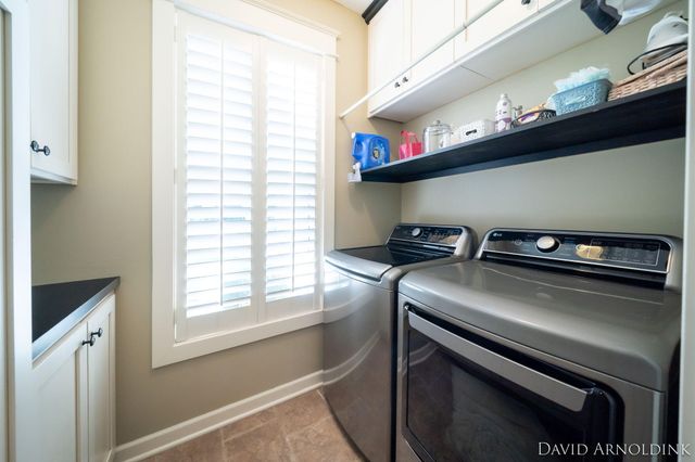 461 Island View Drive, Park Twp, MI 49424