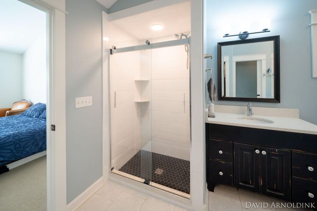 461 Island View Drive, Park Twp, MI 49424