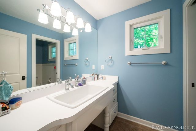 461 Island View Drive, Park Twp, MI 49424