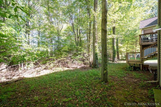 461 Island View Drive, Park Twp, MI 49424