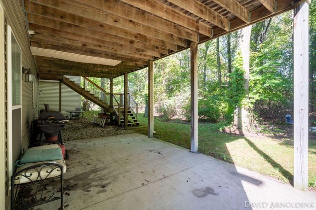 461 Island View Drive, Park Twp, MI 49424