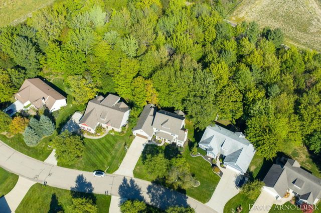 461 Island View Drive, Park Twp, MI 49424