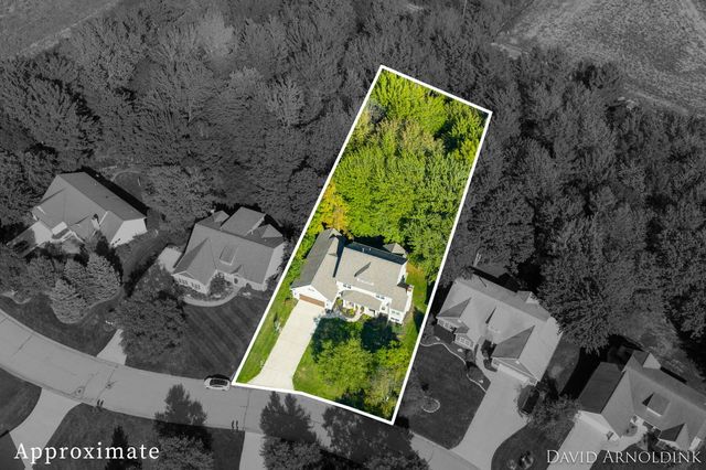 461 Island View Drive, Park Twp, MI 49424