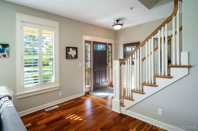 461 Island View Drive, Park Twp, MI 49424