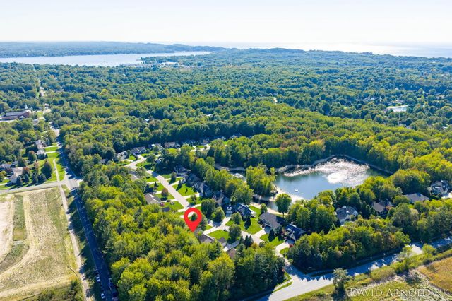 461 Island View Drive, Park Twp, MI 49424