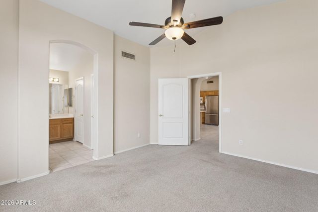 921 E MONTOYA Lane, Phoenix, AZ 85024