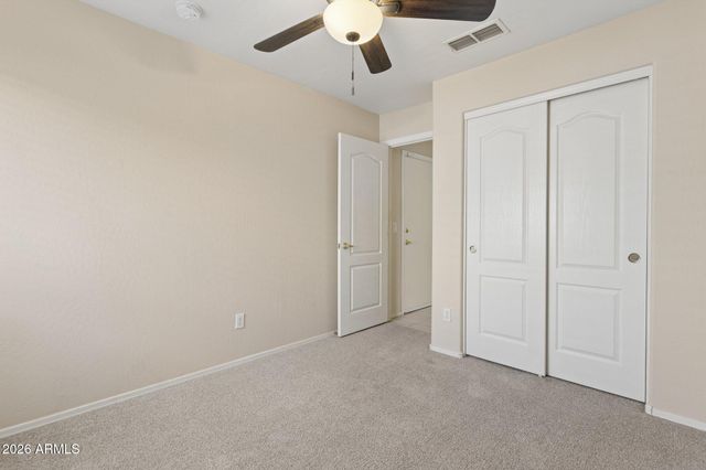 921 E MONTOYA Lane, Phoenix, AZ 85024