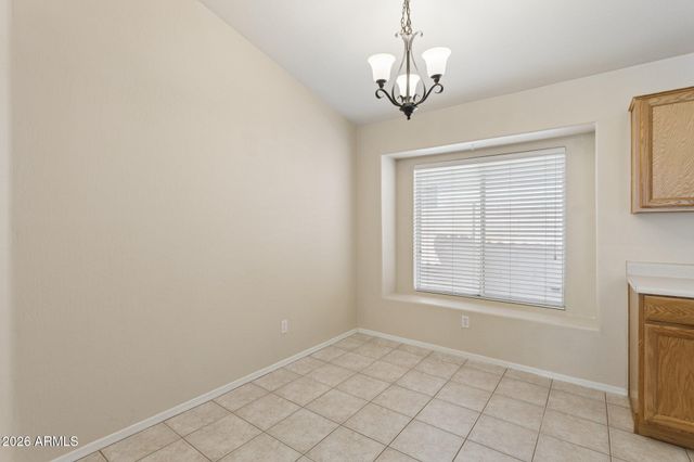 921 E MONTOYA Lane, Phoenix, AZ 85024