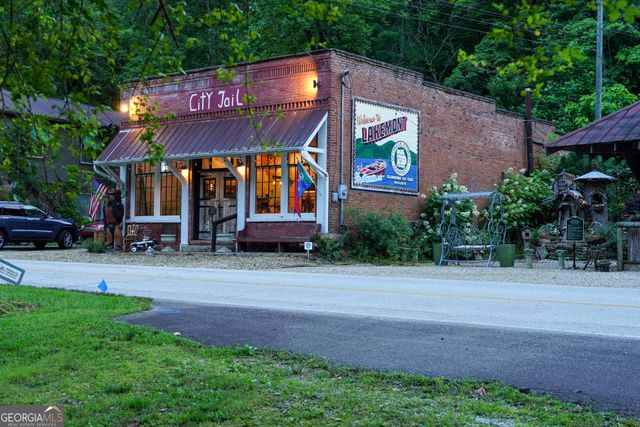 8512 Old 441 S, Lakemont, GA 30552