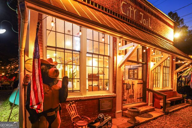 8512 Old 441 S, Lakemont, GA 30552