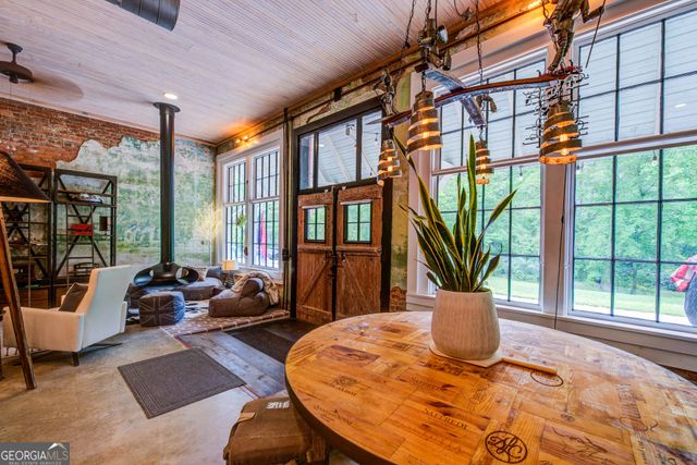 8512 Old 441 S, Lakemont, GA 30552