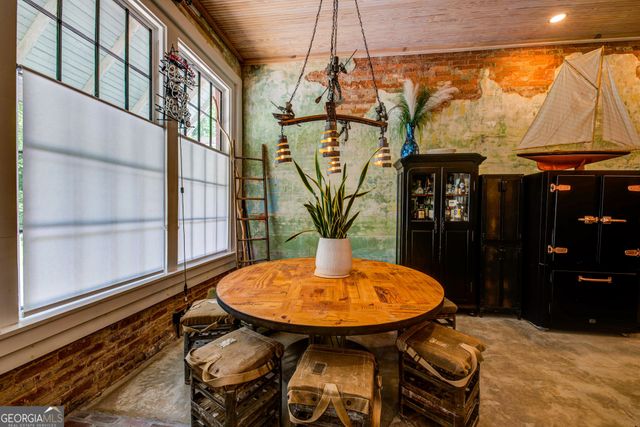 8512 Old 441 S, Lakemont, GA 30552