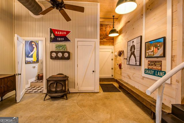 8512 Old 441 S, Lakemont, GA 30552