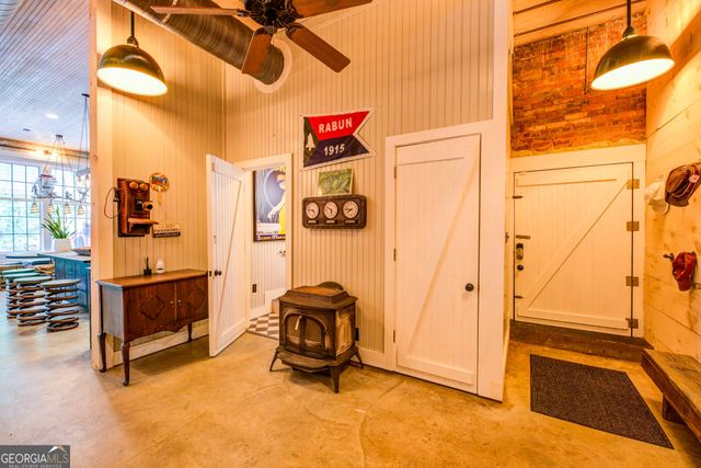 8512 Old 441 S, Lakemont, GA 30552