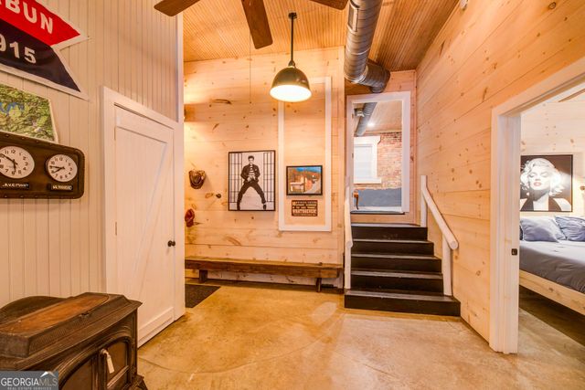 8512 Old 441 S, Lakemont, GA 30552