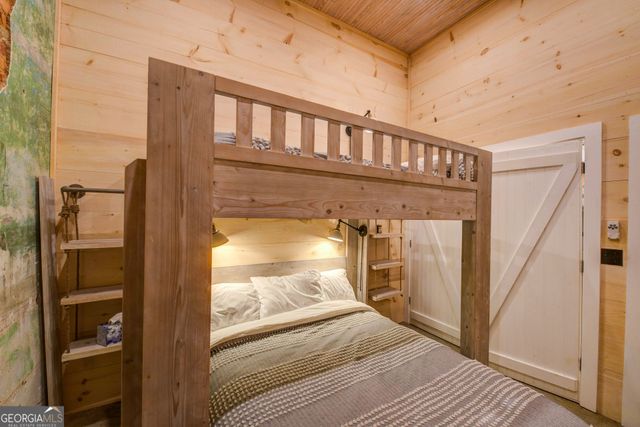 8512 Old 441 S, Lakemont, GA 30552