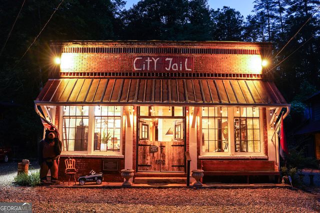 8512 Old 441 S, Lakemont, GA 30552