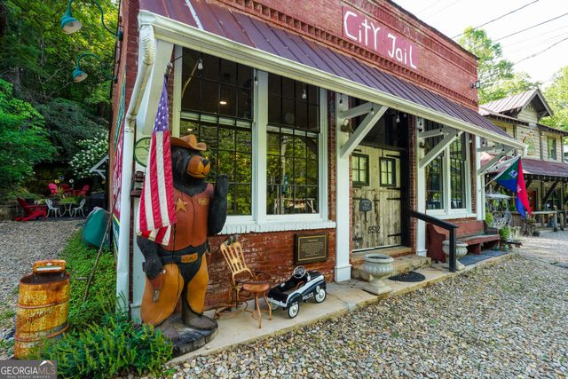 8512 Old 441 S, Lakemont, GA 30552