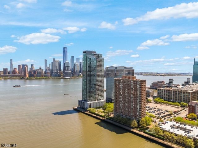 20 2Nd St 810, Jersey City, NJ 07302