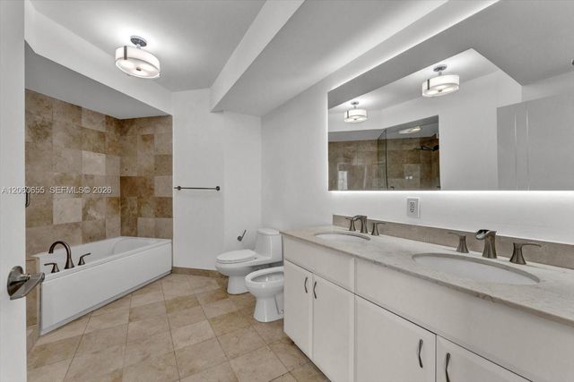 6365 Collins 3901, Miami Beach, FL 33141