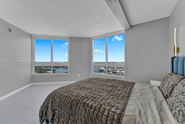 6365 Collins 3901, Miami Beach, FL 33141